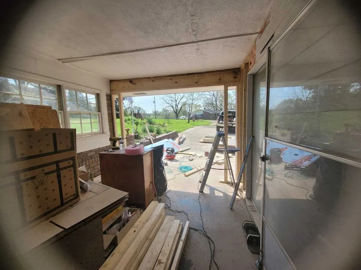 Air movers and dehumidifier for Drying & Dehumidification in Florence